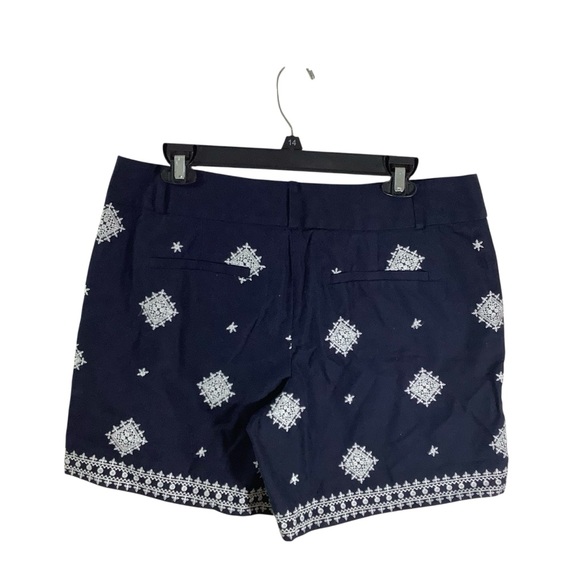 Ann Taylor LOFT Navy and White The Riviera Shorts with Geometric Pattern - Picture 3 of 6